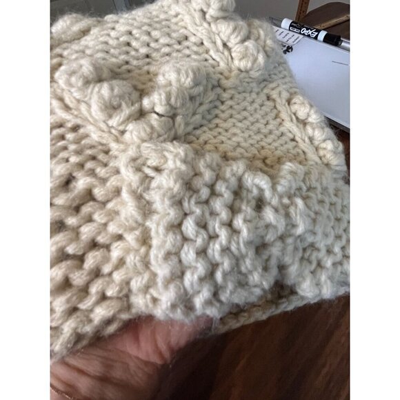 Icing Hat Women Cream 9" Knit Beanie Pom Heart Cable Winter Snow Ski 80s Retro - Picture 3 of 10